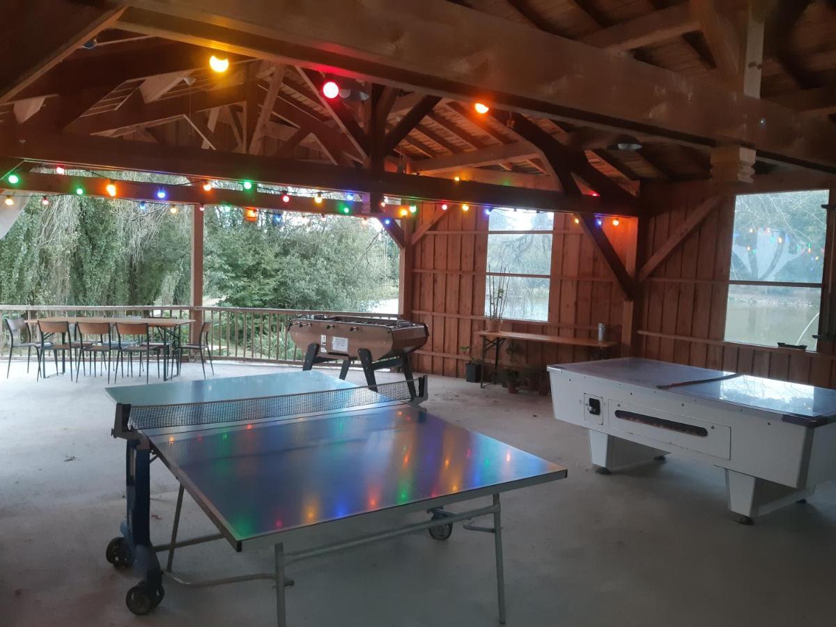 Camping De La Chagnee Saint-Aubin-le-Cloud المظهر الخارجي الصورة