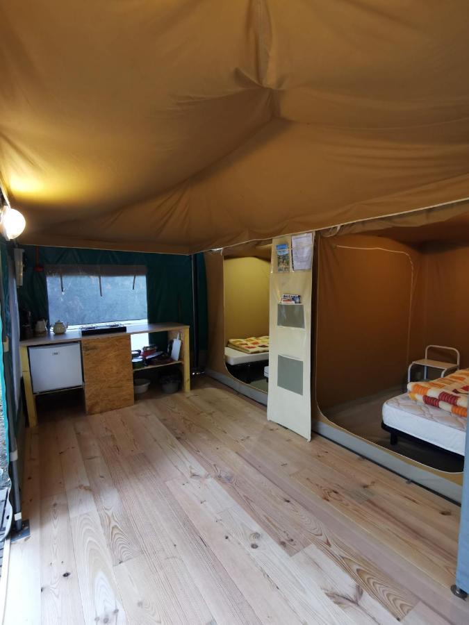 Camping De La Chagnee Saint-Aubin-le-Cloud المظهر الخارجي الصورة